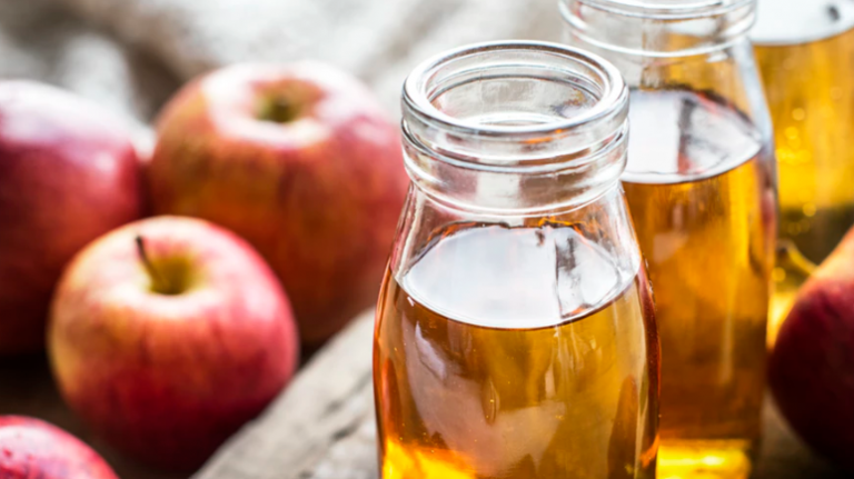 Homesteading DIY How to Make Apple Cider Vinegar